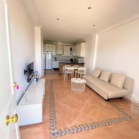Apartamento Rio Adelfas Benajarafe