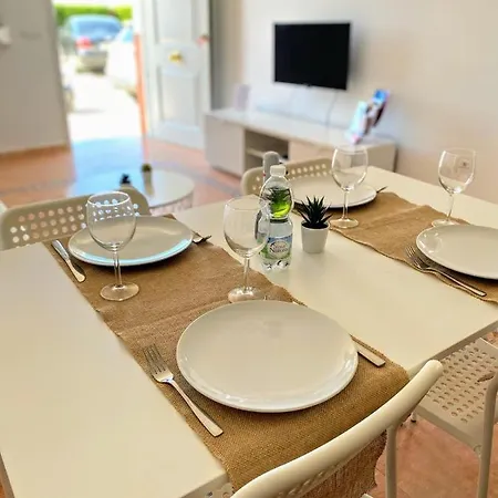 Apartamento Rio Adelfas * Benajarafe